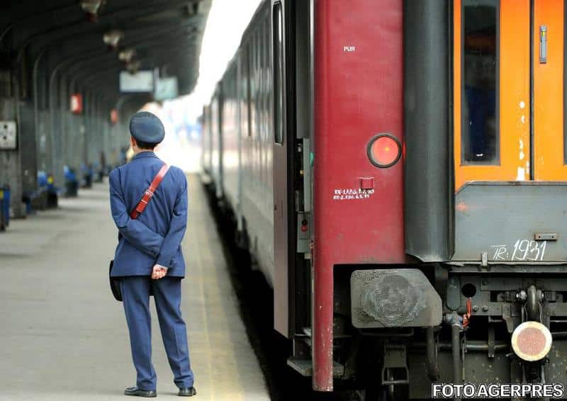 Conditii jalnice in trenuri, dar… Angajaţii CFR SA încheie anul 2022 cu o creştere salarială cu 16%