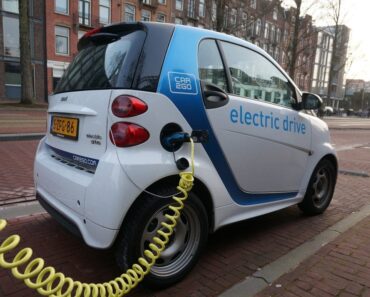 În ce condiții scade autonomia mașinii electrice cu 41% iarna. Ponturile de aur pentru o eficiență mai mare în sezonul rece