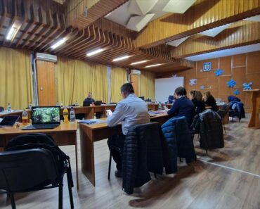 Campina: Puzul propus de primarul Alin Moldoveanu nu a fost aprobat de consilierii locali
