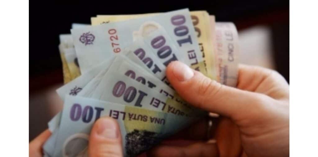 Patronii de IMM-uri nu sunt de acord cu majorările salariale impuse de UE: Nu există sumă impusă, să se facă treptat