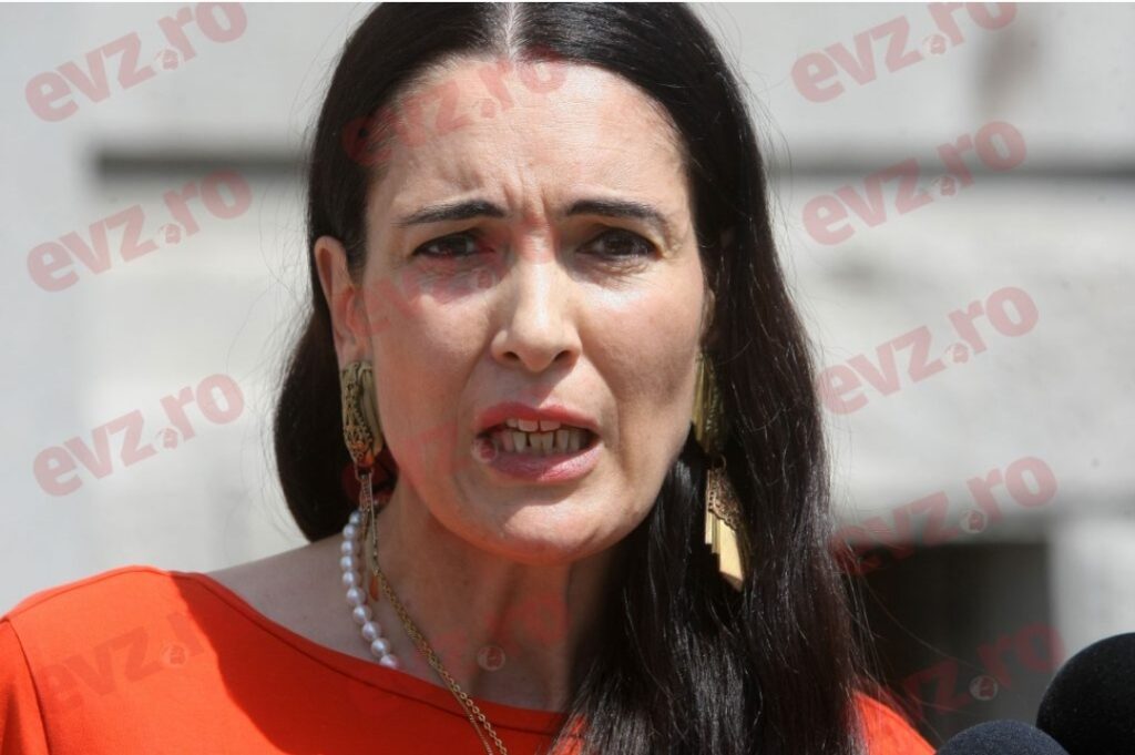 Clotilde Armand, şefă pe „plantație”: Nicio audiență de când este primar”. Presa incomoda nu are dreptul de a intra în Primăria Sector 1