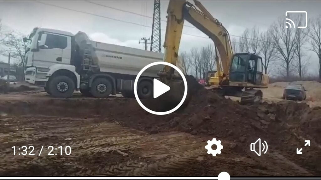 Ploiesti/ Au început lucrările la sensul giratoriu dintre strada Laboratorului și strada Poligonului