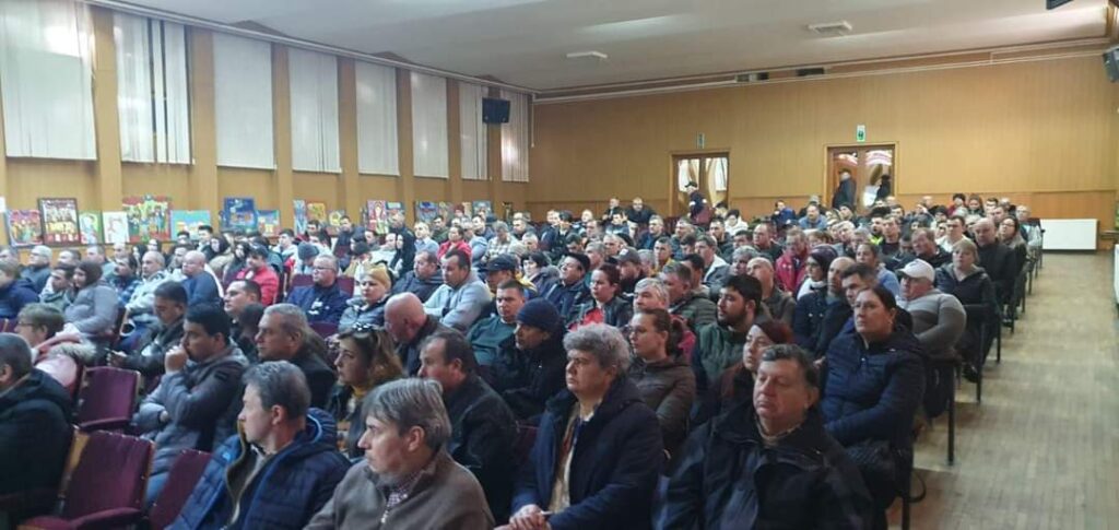 Dezvoltarea agriculturii, in masuri concrete. Prefectura Prahova, intalnire cu toti primarii din judet, pe tema obtinerii finantarii