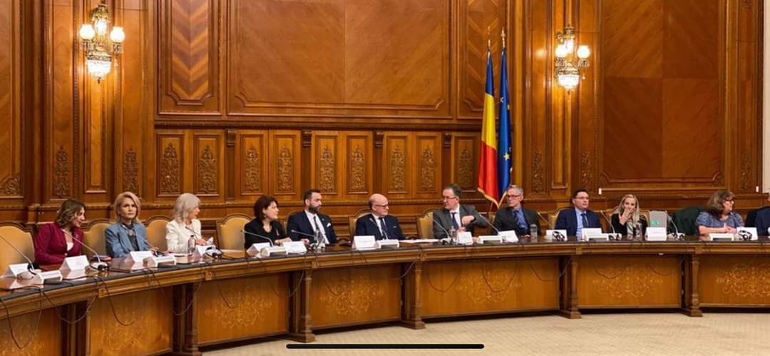Procurorul general al Marii Britanii a venit in Romania, la invitatia deputatei Maya Teodoroiu si a presedintilor Comisiilor Juridice ale Parlamentului