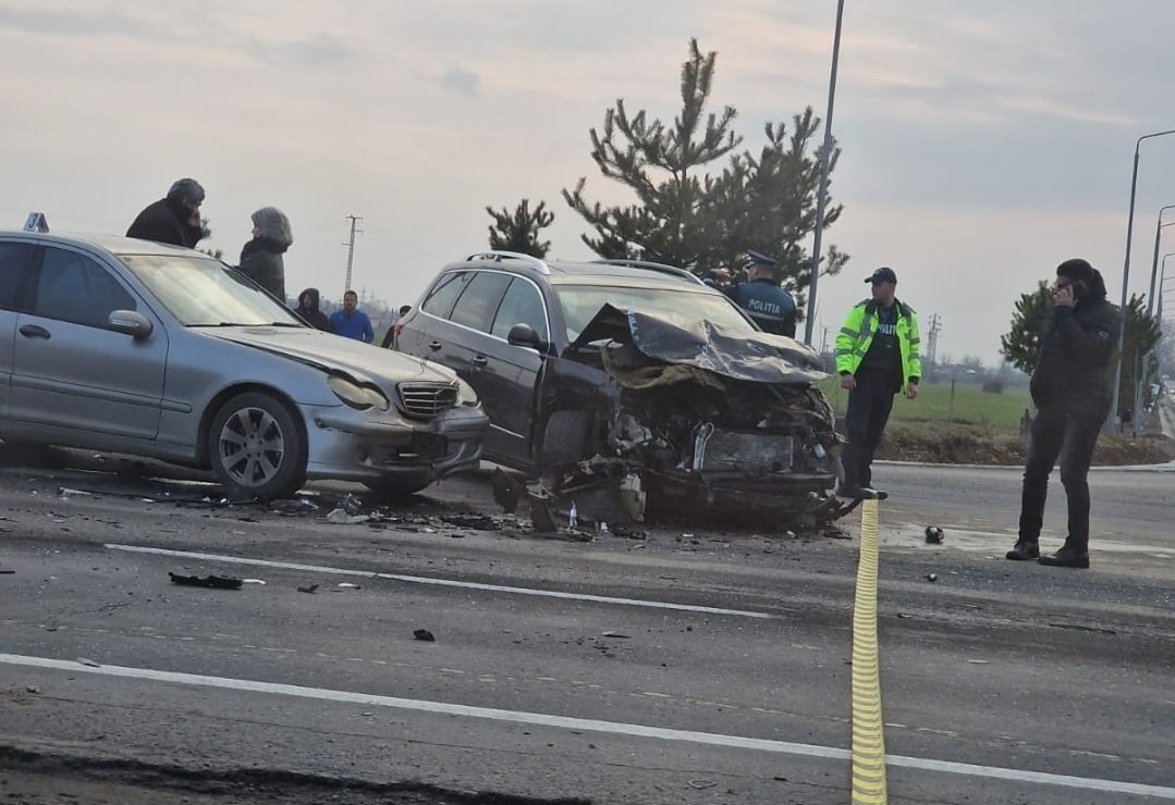 Accident pe DN1, aproape de Floresti. Trei masini implicate, trei victime