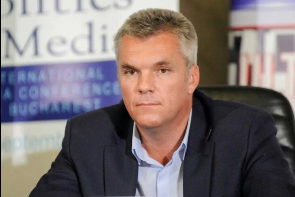 Editorial Razvan Savaliuc/ Dormiti bine, cei care l-ati trimis la moarte pe Rudel Obreja?