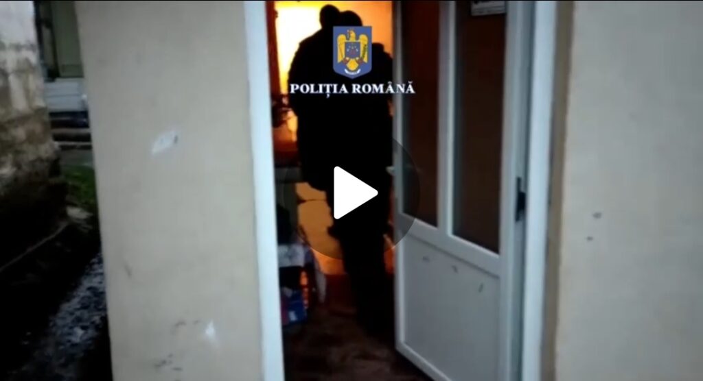 Prahova/ Perchezitii la persoane care faceau imprumuri de la C.A.R cu acte false