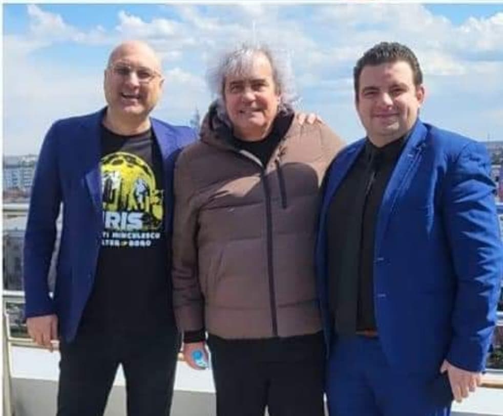 Cristi Minculescu a venit la Ploieşti, la invitația viceprimarului Dan Nicodim şi a Filarmonicii