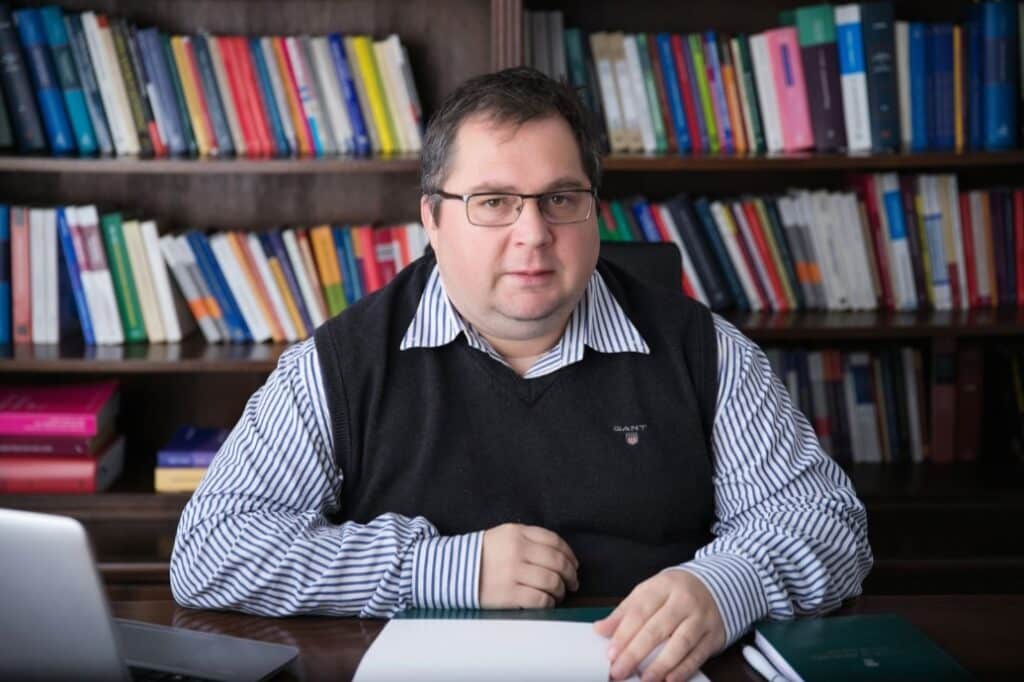 Avocat Radu Chirita: „Am facut hernie la creieru’ mic”