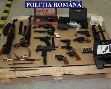 Controale in Ploiesti, Sinaia si Valea Calugareasca, la posesorii de arme si munitii