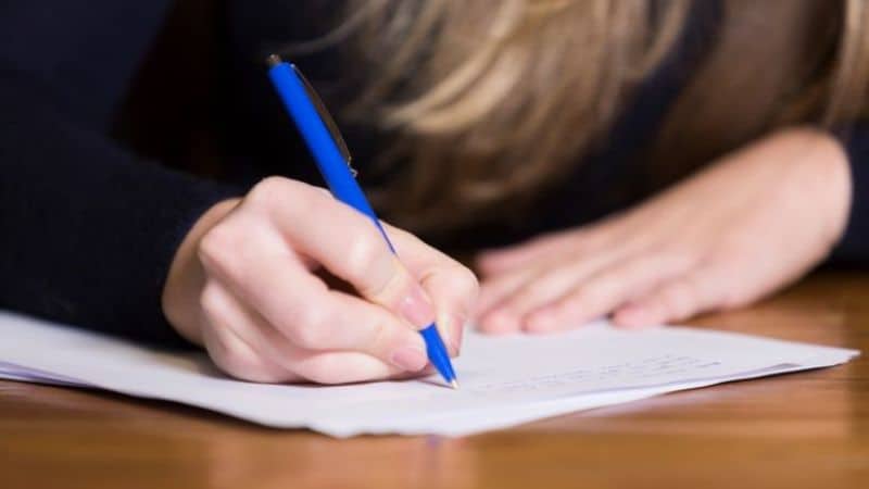 Simulare Evaluare Naţională 2023. Zi cu emoții pentru elevii de clasa a VIII-a. Prima probă scrisă, la Limba română
