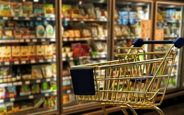 O explicație a scumpirilor nejustificate? Consiliul Concurenţei investighează 13 producători de ulei de floarea soarelui, unt şi zahăr, în legătură cu posibile înțelegeri de stabilire a prețurilor