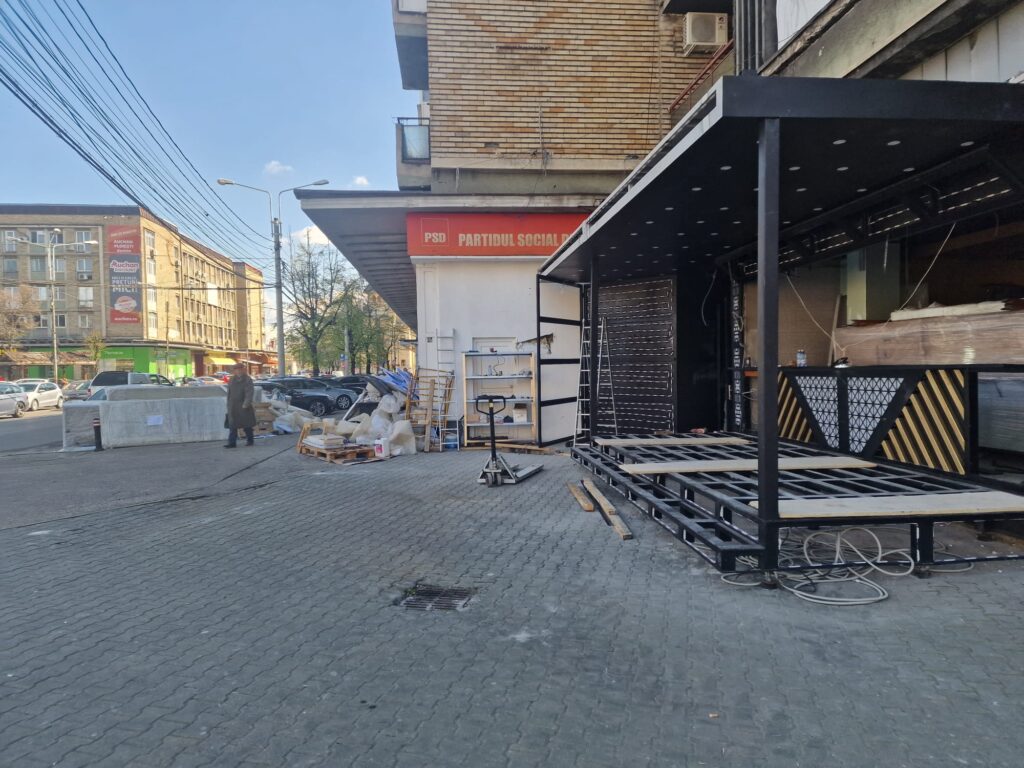 Ireal! Saormeria de langa partide se extinde ca-n codru, fara autorizatii! In curand, Ploiestiul va arata ca pe maidan!