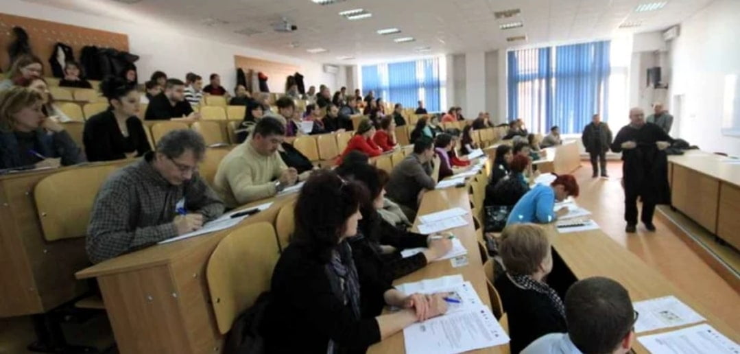 Abandon universitar de proporții. De ce renunță studenții la facultate Abandon universitar de proporții. De ce renunță studenții la facultate
