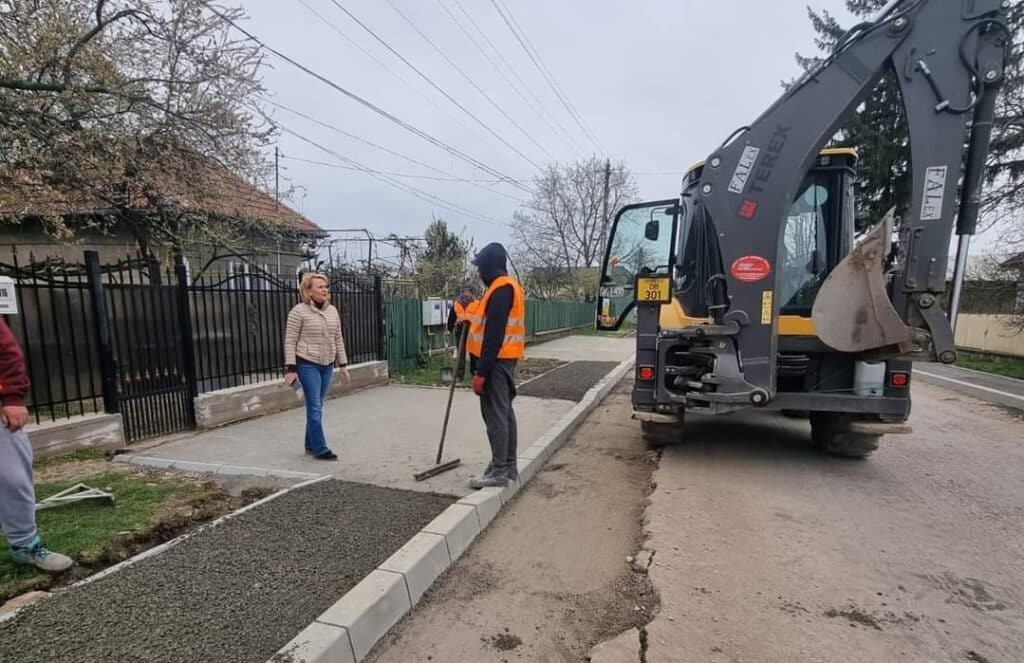 Primarul din Floresti, Simona David, a verificat stadiul lucrarilor derulate in comuna