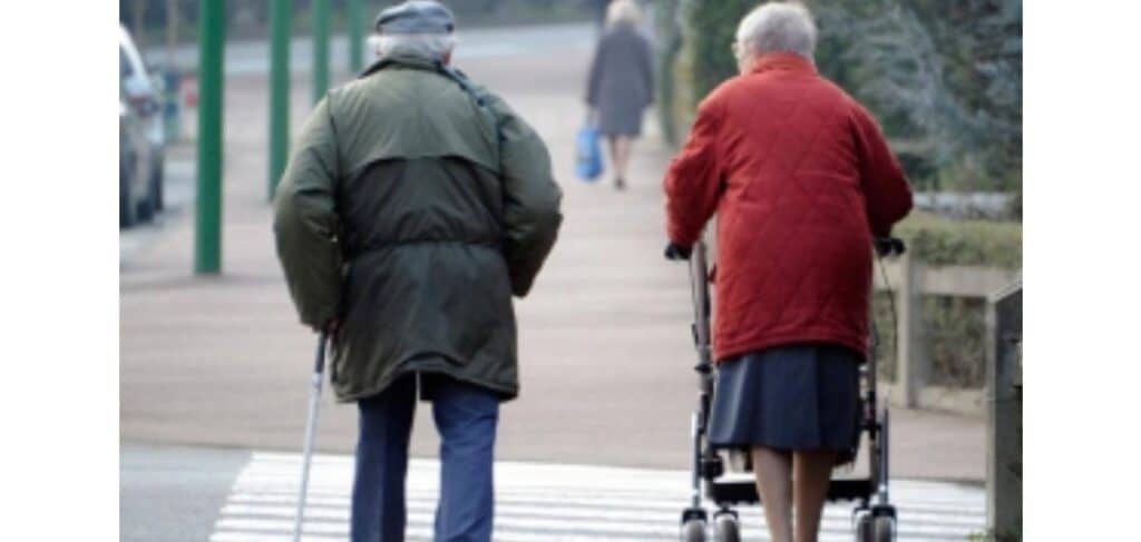 Toți pensionarii români sunt direct vizați! Vor apărea noi modificări la Legea pensiilor