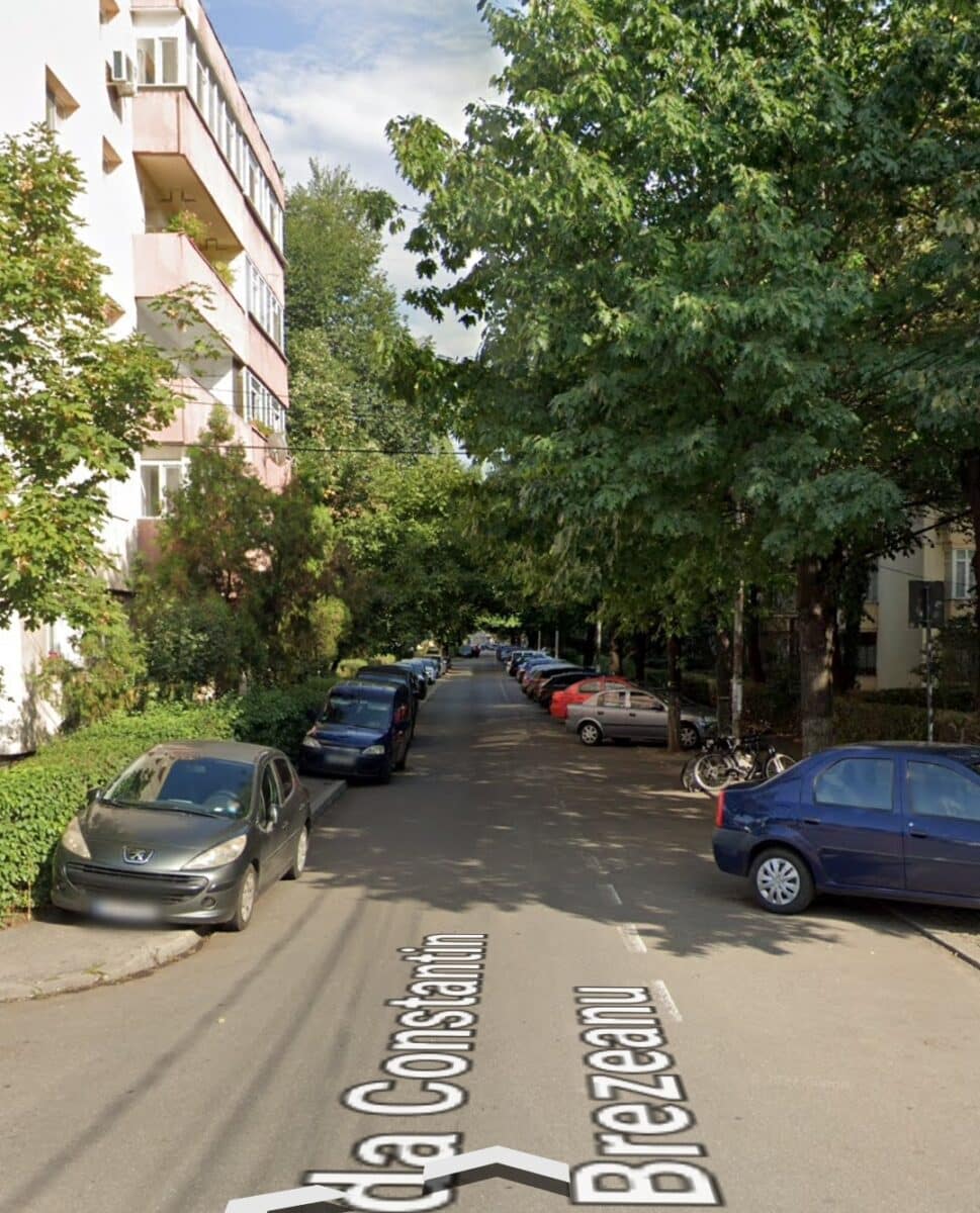 Alertă! Un copil de 2 ani a căzut de la etajul 4, pe strada Constantin Brezeanu, din Ploieşti