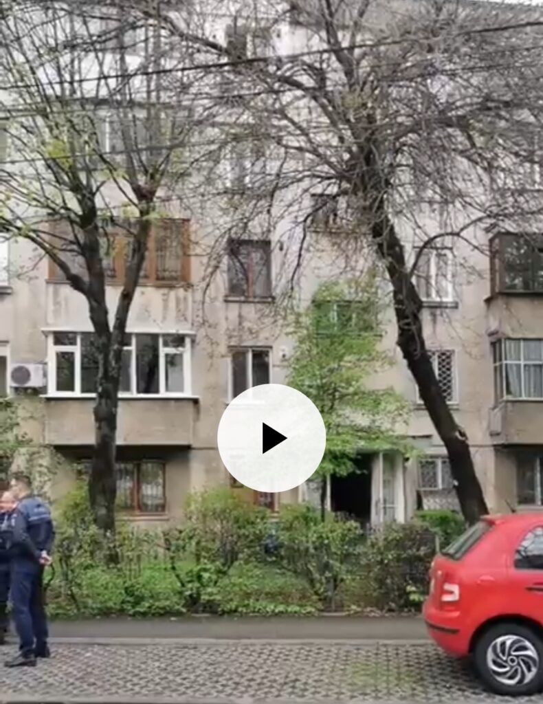 Tragedie fara margini! Baietelul cazut de la etaj, pe str. Constantin Brezeanu, a fost declarat decedat