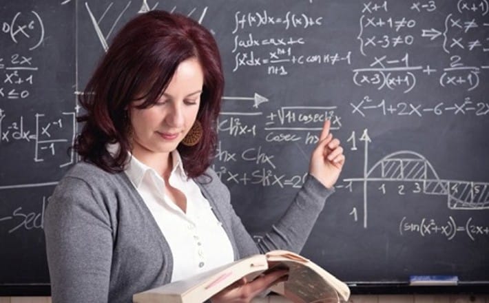 Teroare în Învățământ. Profesorii sunt amenințați de găști ale elevilor