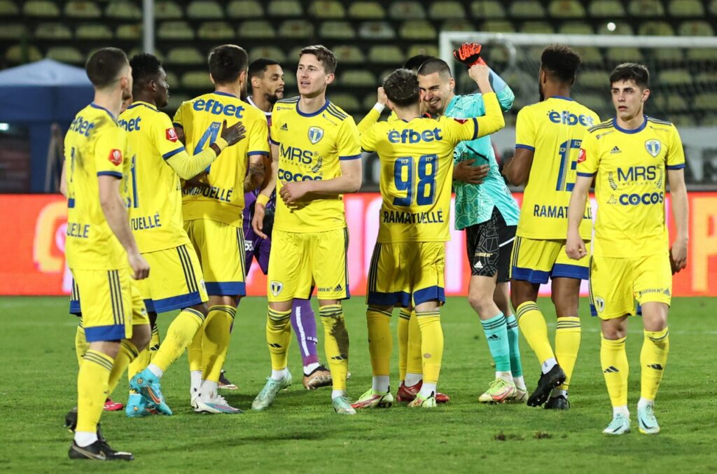Petrolul îi stabilește viitorul