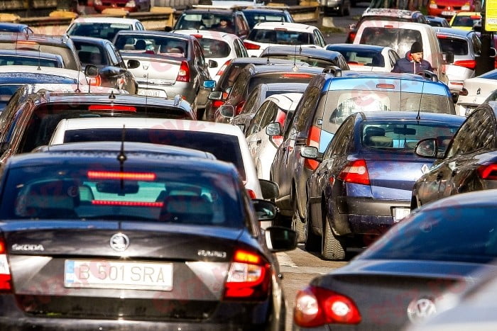 Directiva europeană impune, în România, taxa de poluare pentru mașini