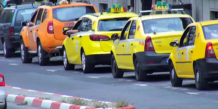 Taximetriştii din Ploieşti ies în stradă! 40 de maşini, la protestul împotriva UBER si BOLT