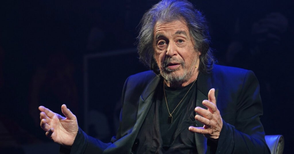 Al Pacino a cerut test de paternitate. La 83 de ani, actorul nu a crezut că a putut să o lase însărcinată pe iubita de 29 de ani