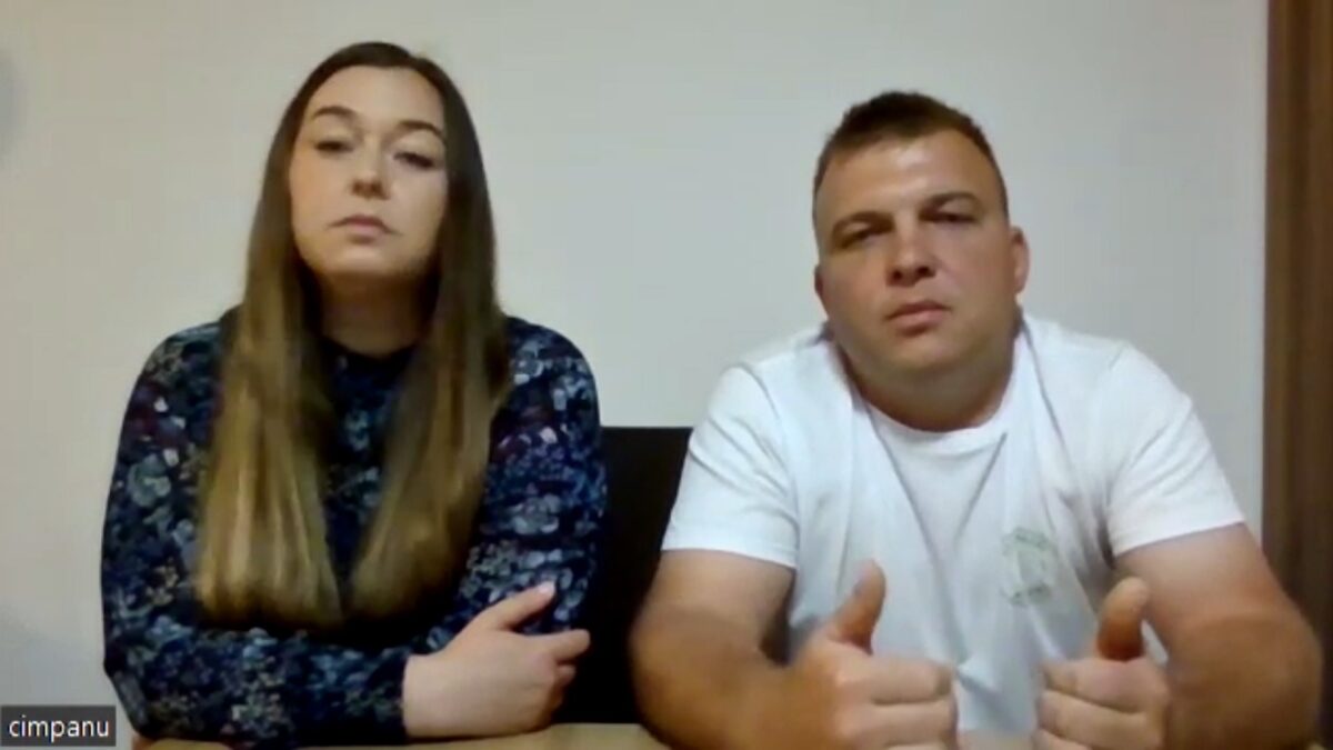 Lovitura dată de doi soţi din Suceava, după ce au adus recolta din Olanda. Produc sute de kilograme, iar unul se vinde cu 50 de lei