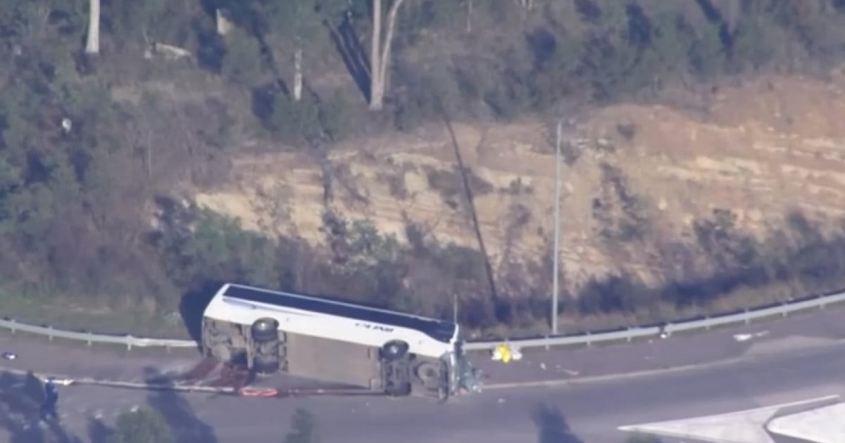 10 morți și 25 de răniți după ce un autocar plin cu nuntași s-a răsturnat. E cel mai grav accident din ultimii 30 de ani din Australia