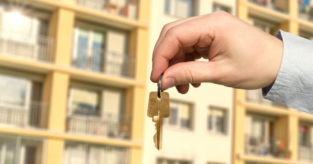 Orașul în care apartamentele sunt „ieftine ca varza”. Un bărbat și-a cumpărat unul cu doar 130 de euro