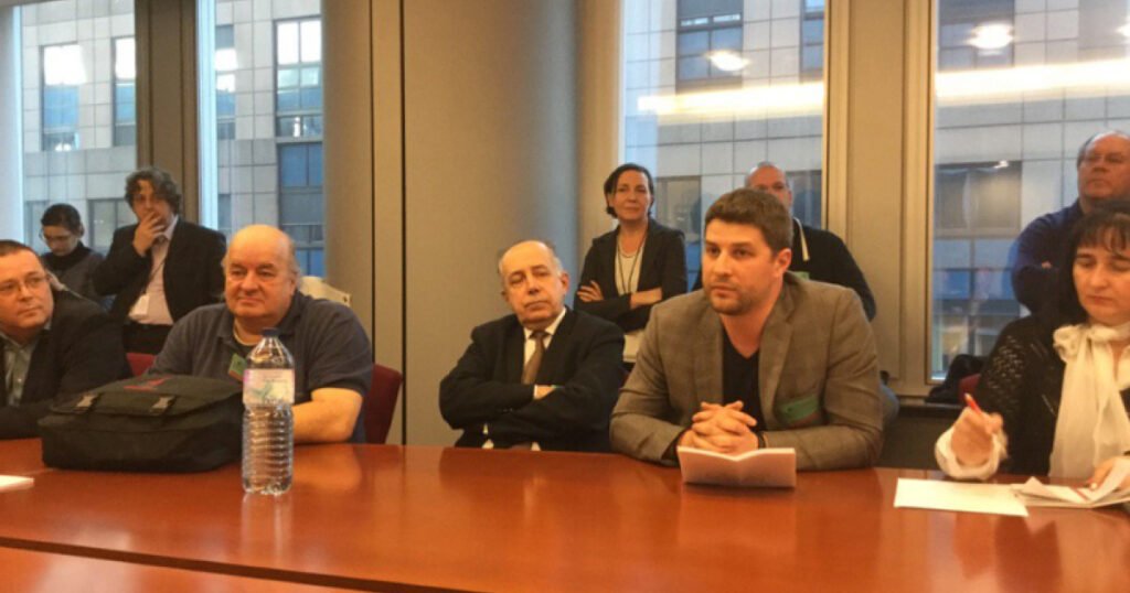 Un șofer de TIR român a făcut Dreptul, apoi a dat în judecată firma belgiană la care a lucrat. Are de primit depăgubiri de 200.000€