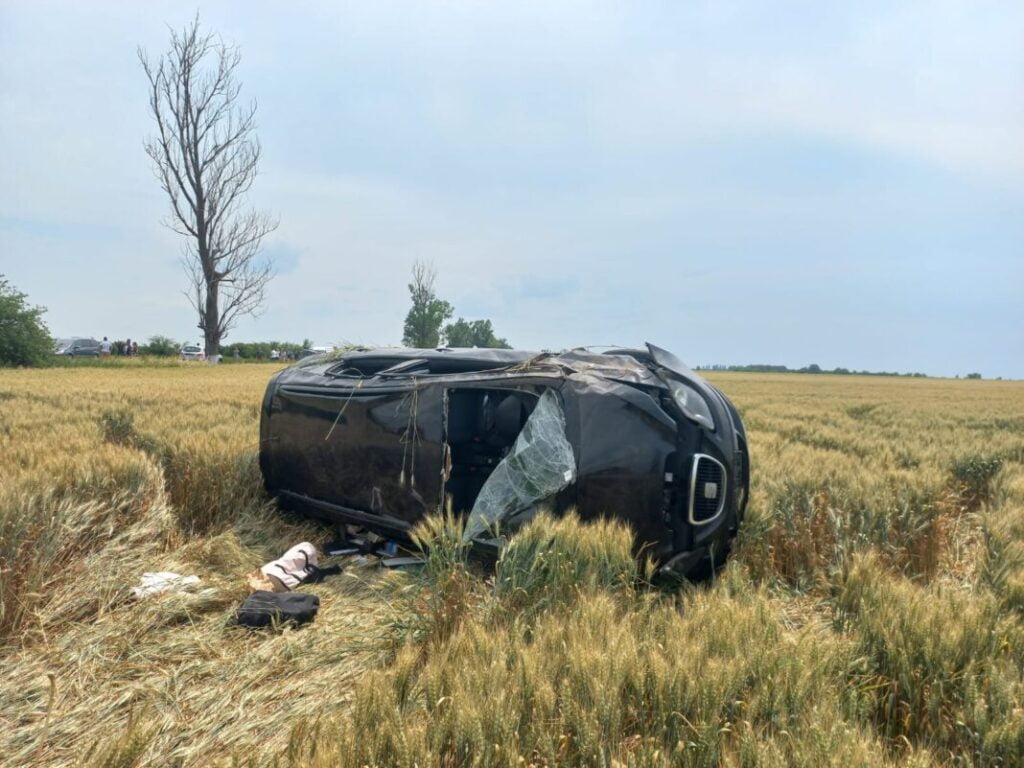 Accident Fulga/ O femeie a rămas fără o mână, iar fetița sa este în comă