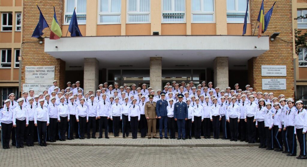 Liceul din România unde toţi elevii iau BAC-ul de 13 ani la rând. Două treimi au media generală peste 9