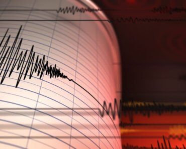 Cutremur cu magnitudinea 4,1 în România, vineri după amiază. Seismul s-a simțit și în București