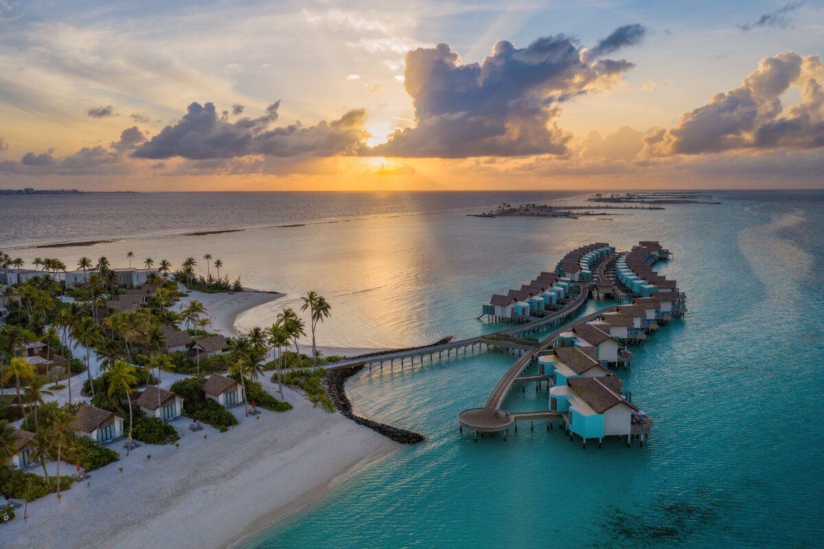Locul de poveste din România, cu nisip fin și apă curată ca lacrima. Turiștii s-au îndrăgostit de această destinație, iar multora le aduce aminte de Maldive