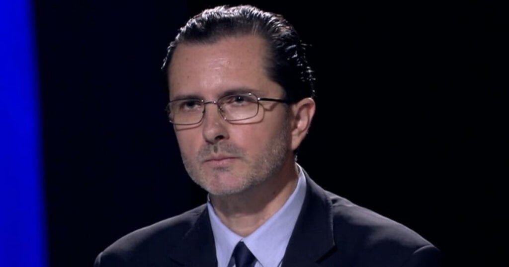 Bănescu răspunde acuzațiilor lui Pandele: A spune că dai bani Bisericii pe ton de slavă este anemic creștinește