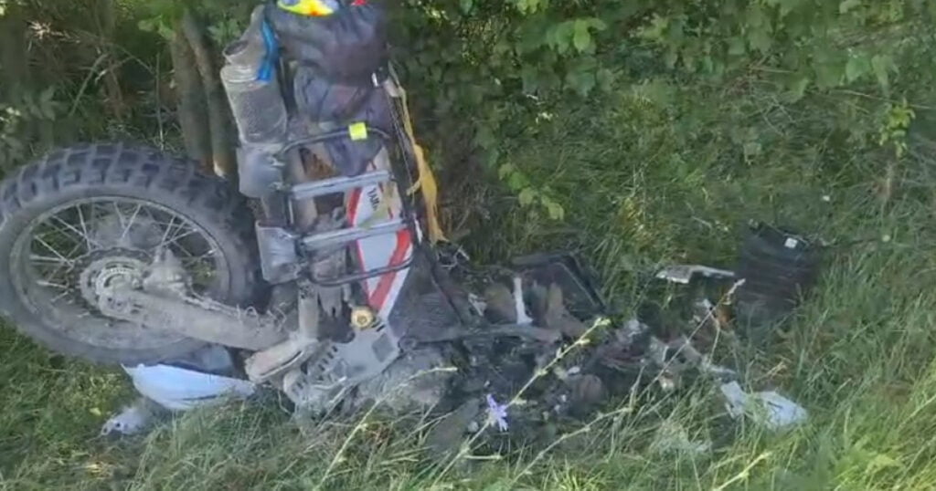 Doi motociclişti au murit pe loc şi un al treilea este grav rănit, după ce o mașină a intrat într-un grup de motocicliști pe DN 68