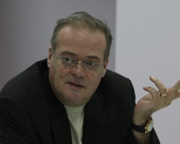 Doliu în lumea politică! A murit Dan Matei Agathon, fost ministru al Turismului în Guvernul Năstase