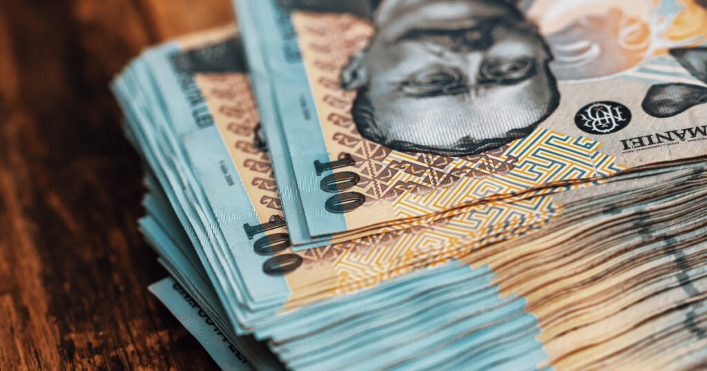 Pensionarii vor putea să renunțe la pensie, pentru o indemnizație socială. Alternativa, prezentată în noua lege a salarizării