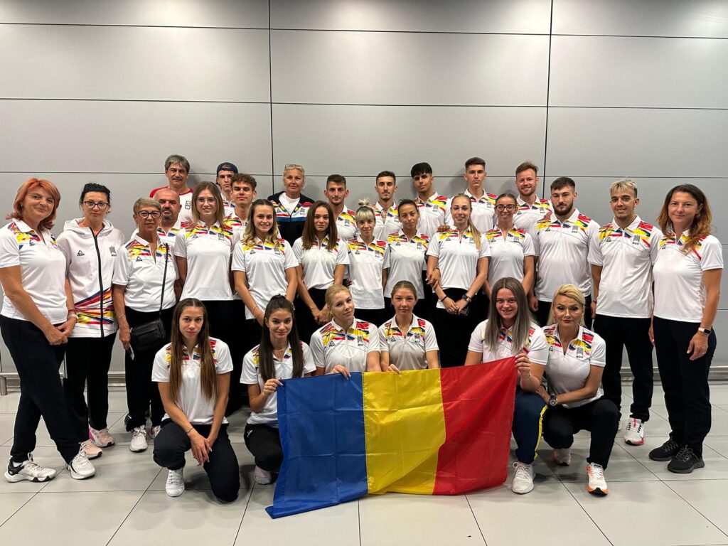 Aleargă și aruncă pentru România