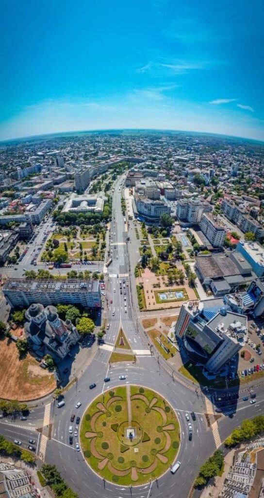Primarul Volosevici anunta ca strazile din Ploiesti vor fi stropite cu apa, in urmatoarele 3 zile, pentru racorirea asfaltului