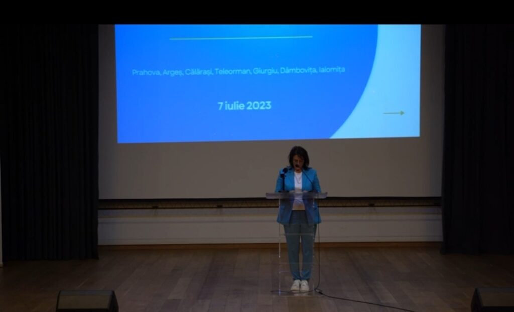 Intalnire PMP si USR, la Ploiesti, organizata de presedintele PMP Prahova, Catalina Bozianu