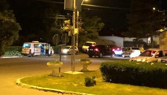 Polițiştii au făcut ravagii printre şmecheraşii cu „cazane”, de la Sala Sporturilor. Au fost verificate 50 de maşini