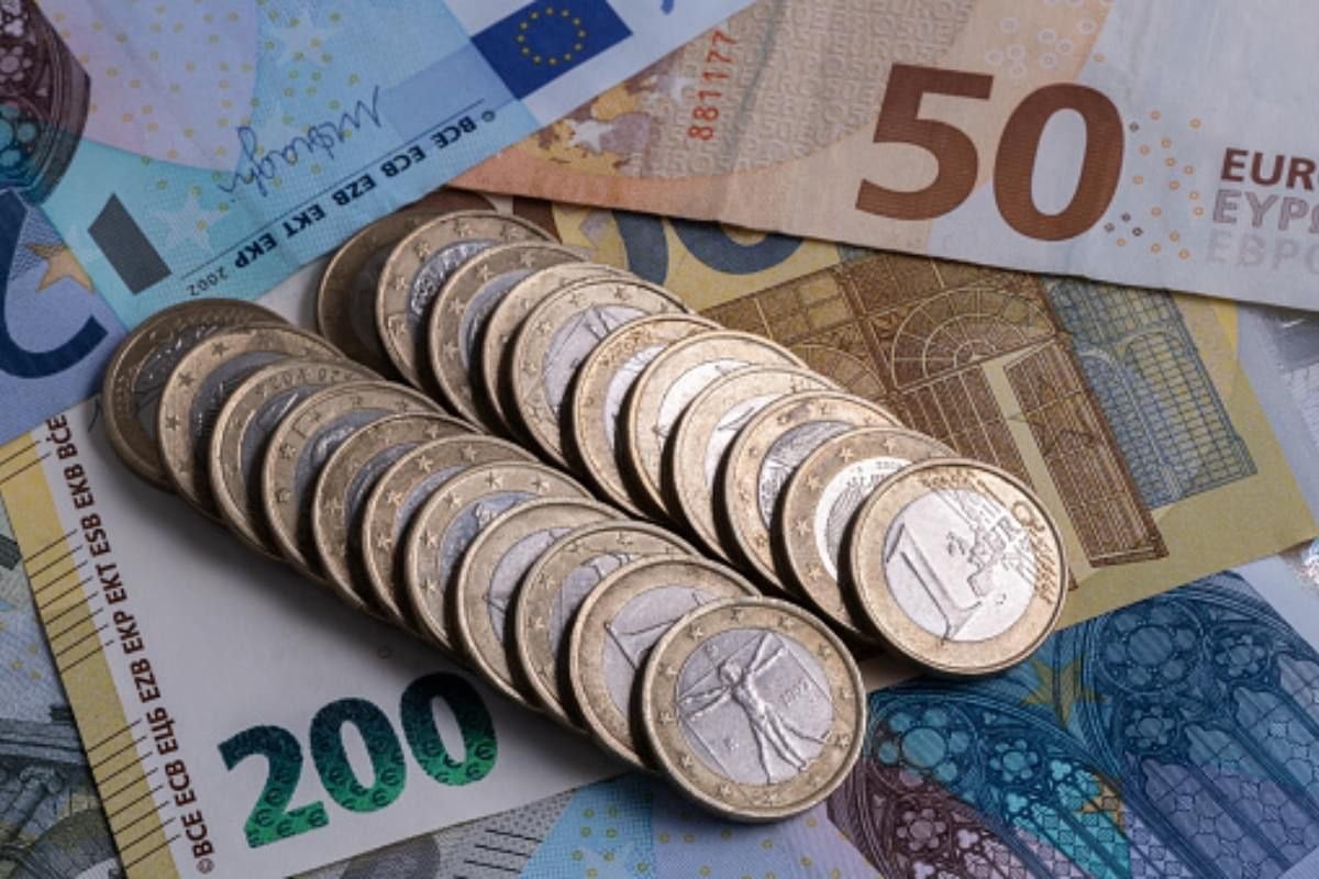 O simplă monedă poate valora până la 400 de euro. Cine o are acasă e mai „bogat” peste noapte
