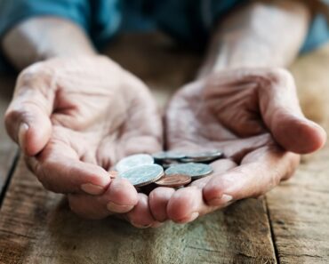 Schimbarea care afectează un milion de pensionari. Ce români își pot pierde pensia