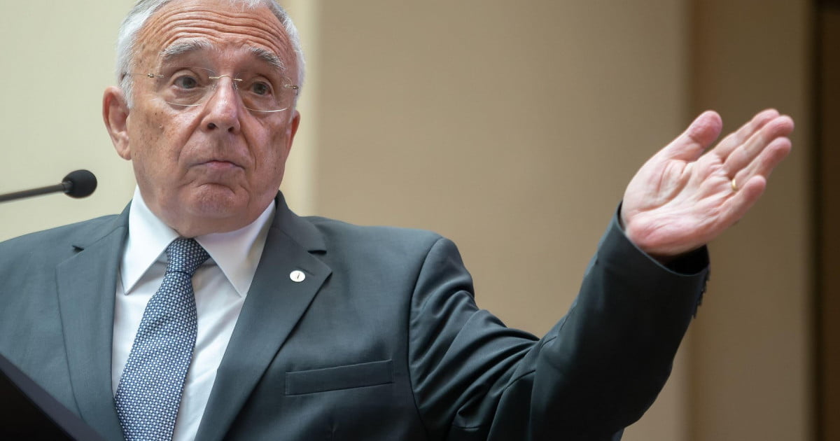 Isărescu, către IT-iști și mediul de afaceri: Unii vor rentă viageră. Nu trebuie cocoșați cu multe impozite, dar să plătească toți