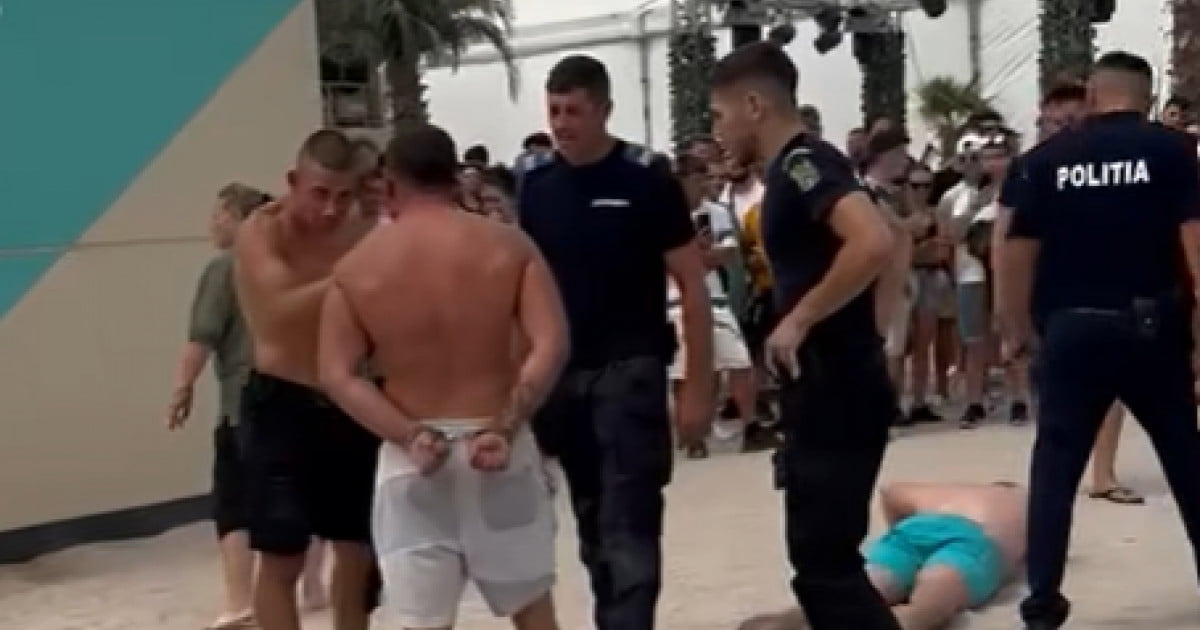 VIDEO. Scene ireale la Costinești. Turiști încătușați pe plajă. S-au încăierat între ei după care s-au bătut cu jandarmii și polițiștii