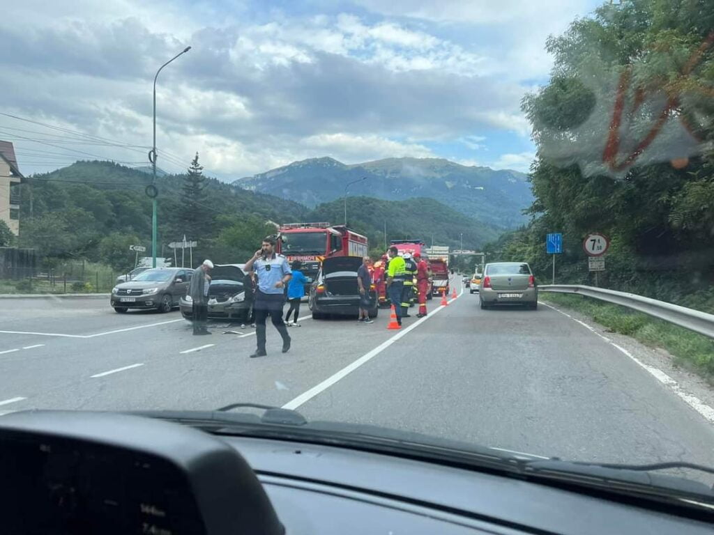 Accident la intrare în Sinaia. O victimă