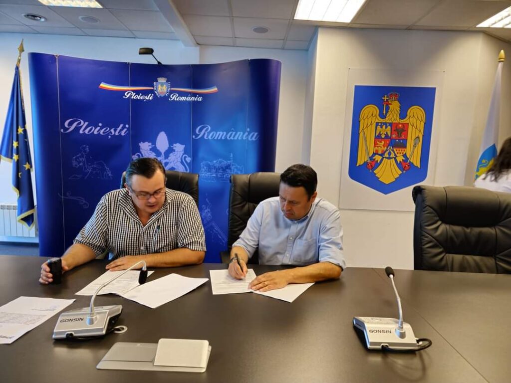 Ultima oră! Începe modernizarea Bulevardului Castanilor. Primarul Volosevici a semnat contractul de 16,5 milioane lei, prin „Anghel Saligny”