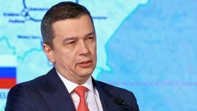 Prim-vicepresedintele PSD Sorin Grindeanu: „Eu v-am tot spus ca sunt un sustinator al desfiintarii totale a pensiilor speciale. Nu dau inapoi si nu este populism ceea ce spun… De fiecare data cand iese o lege, vine o hotarare a CCR care spune: ‘Vedeti ca nu este constitutional ceea ce ati facut’”
